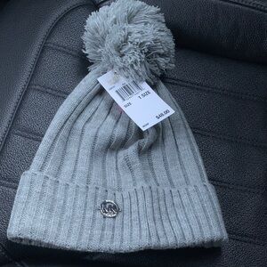 MICHAEL Michael Kors Gray Ribbed Beanie with Pom-Pom